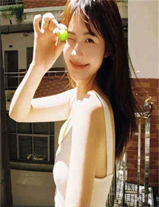 美女的比比真实图片-蒙塔拉 菲什伯恩
